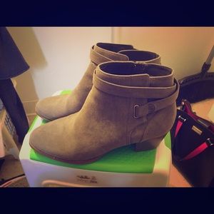 Naturalizer suede booties